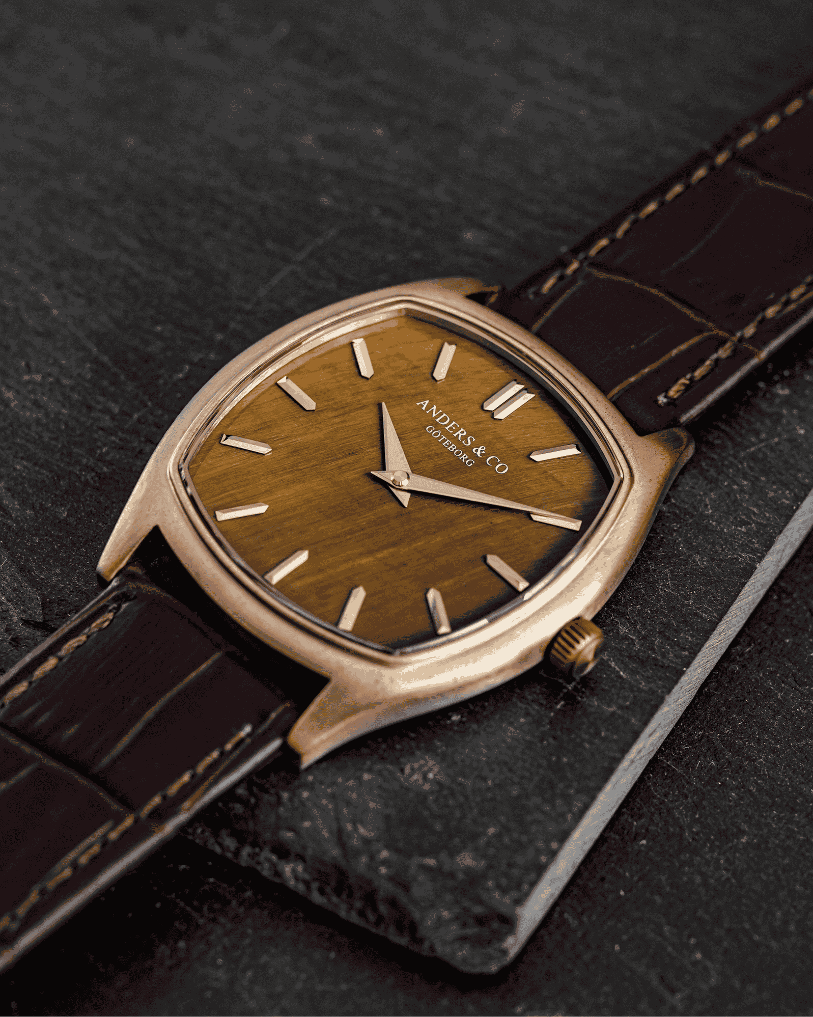 AC2 Volcán Bronze Tiger Eye