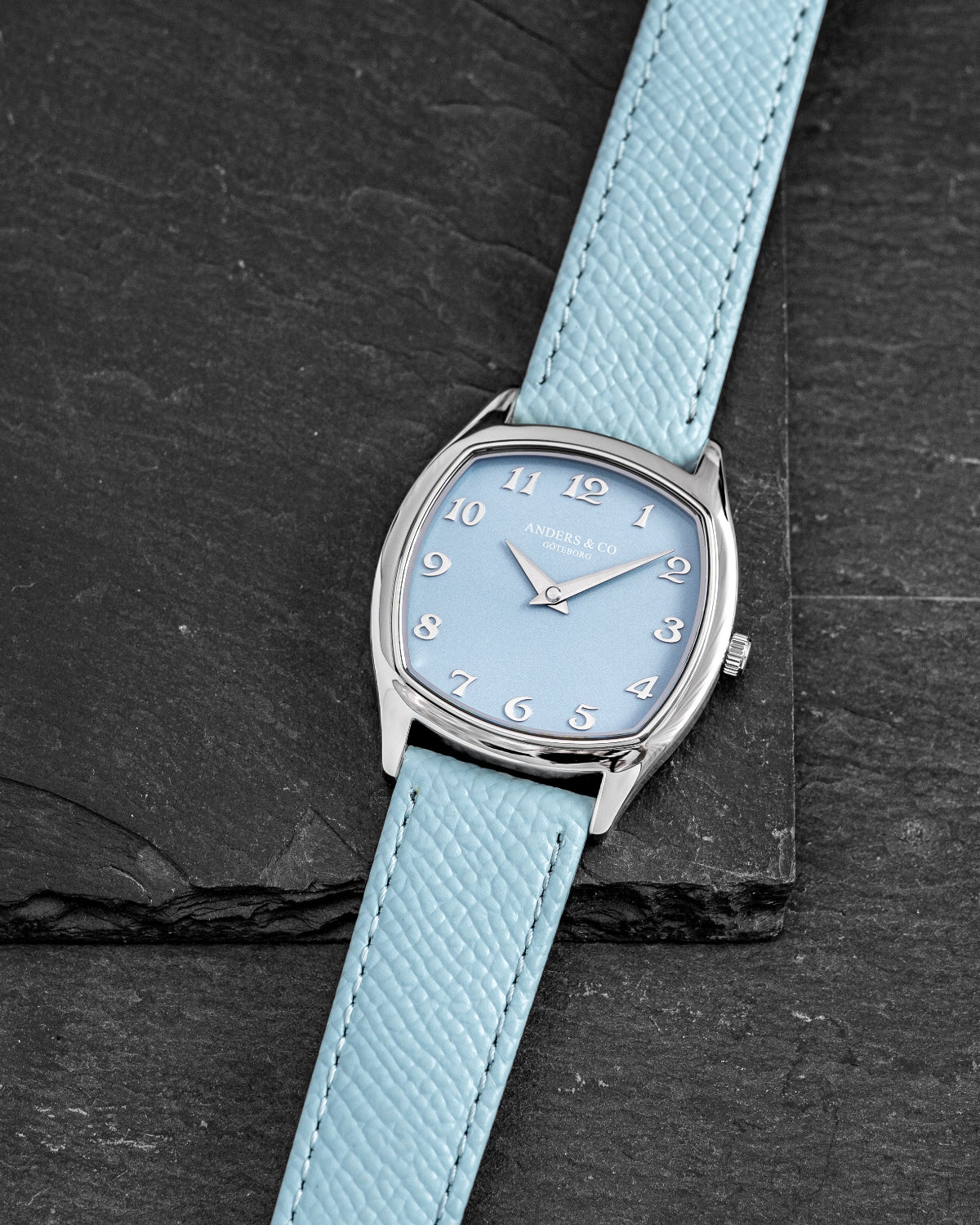 AC2 Volcán 33mm Enamel Blue