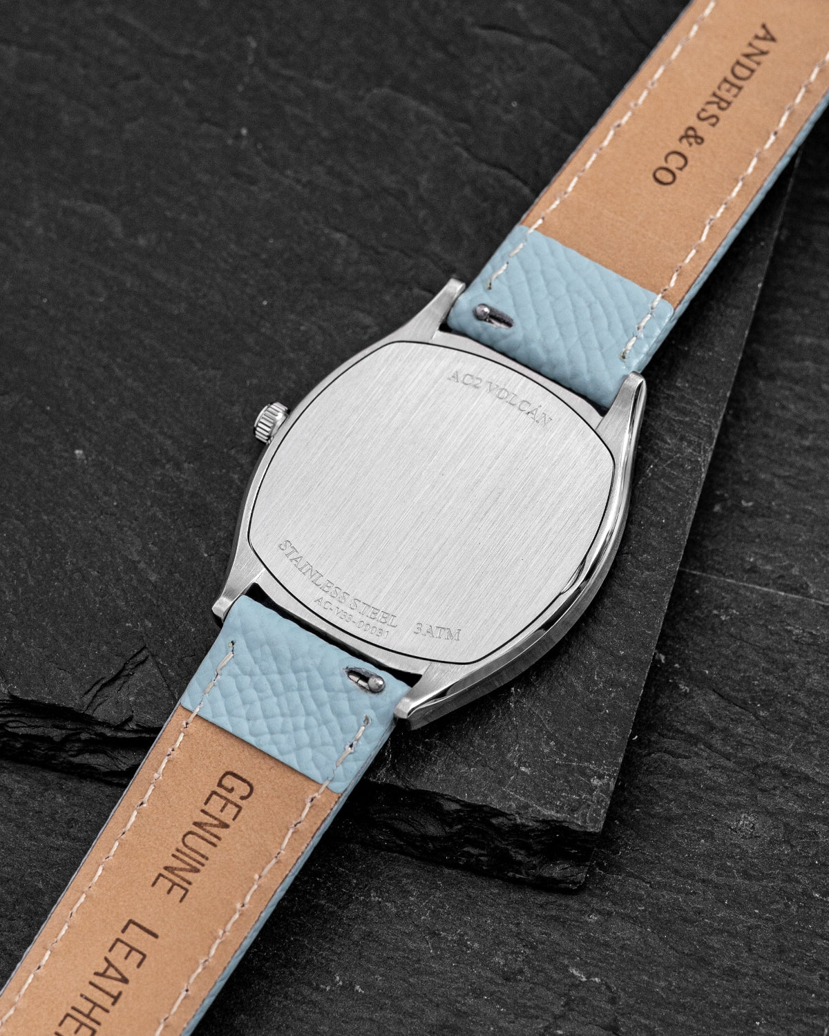 AC2 Volcán 33mm Enamel Blue