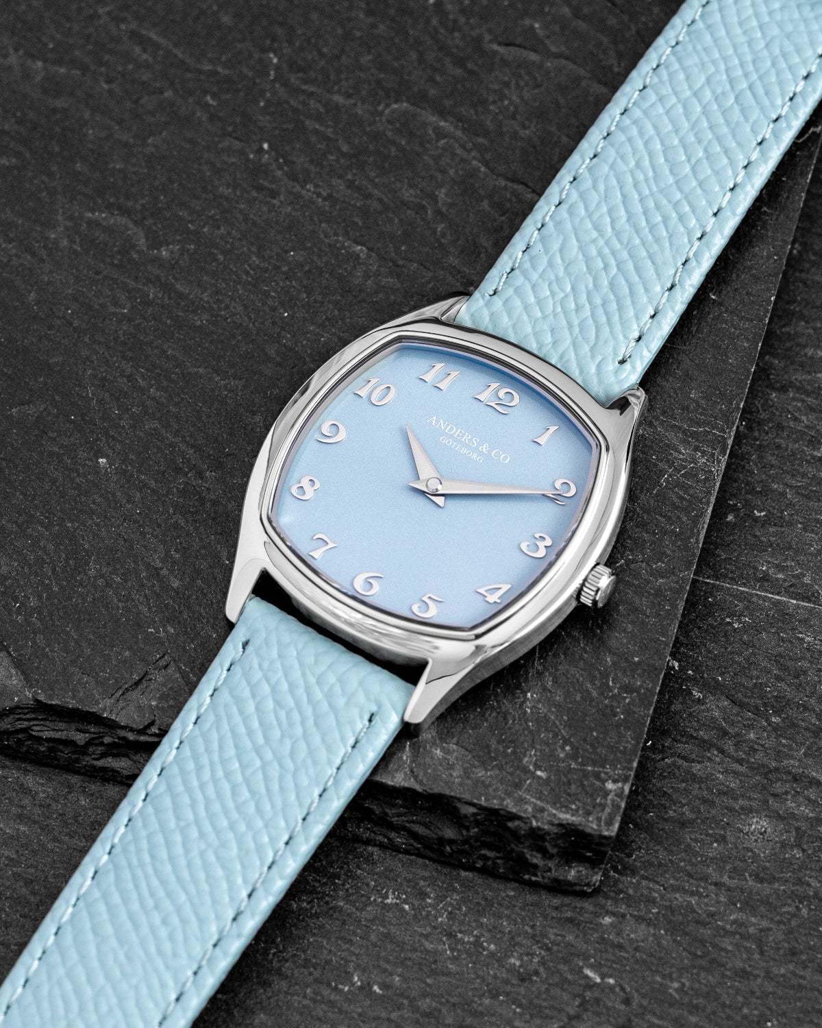AC2 Volcán 33mm Enamel Blue