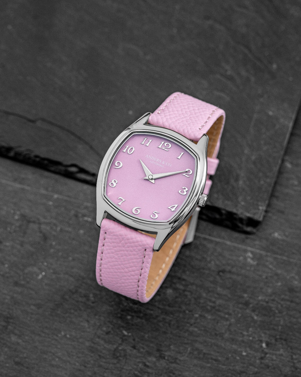 AC2 Volcán 33mm Enamel Pink